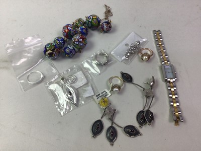 Lot 30 - GROUP OF JEWELLERY