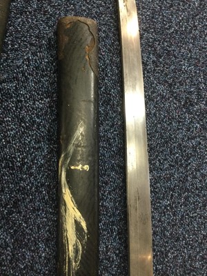 Lot 959 - JAPANESE KATANA / WAKIZASHI