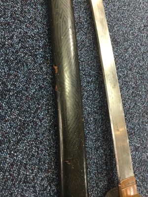Lot 959 - JAPANESE KATANA / WAKIZASHI