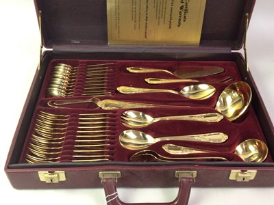 Lot 69 - QUALITATS - BESTECKE SOLINGEN CANTEEN OF CUTLERY