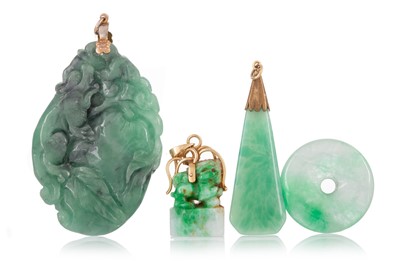 Lot 512 - COLLECTION OF GREEN HARDSTONE PENDANTS