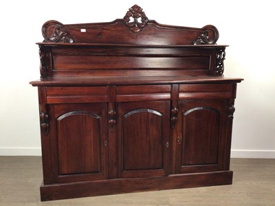 Lot 282 - REPRODUCTION MAHOGANY CHIFFONIER