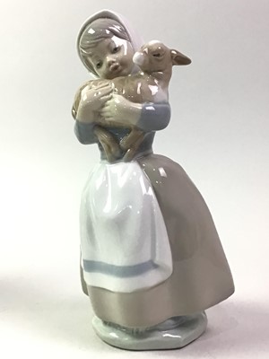 Lot 156 - GROUP OF LLADRO, NAO AND STAFFORDSHIRE FIGURES