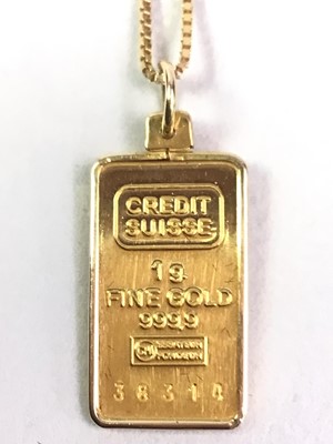 Lot 260 - FINE GOLD INGOT PENDANT