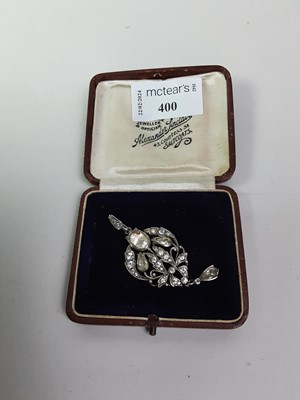 Lot 400 - GEORGIAN PASTE PENDANT