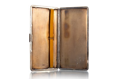 Lot 1392 - GEORGE VI SILVER CIGARETTE CASE