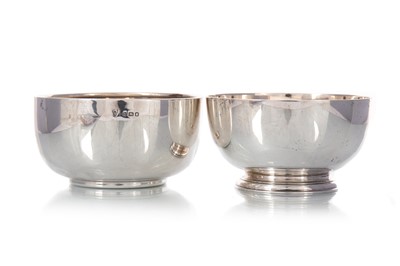 Lot 1394 - ELIZABETH II SILVER SUGAR BOWL