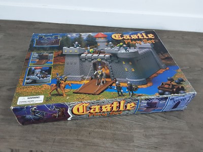 Lot 319 - CASTLE PLAY SET