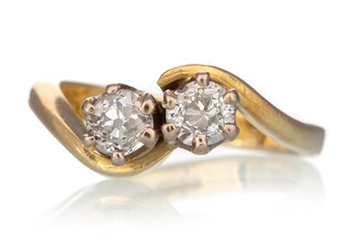 Lot 603 - DIAMOND TWO STONE RING