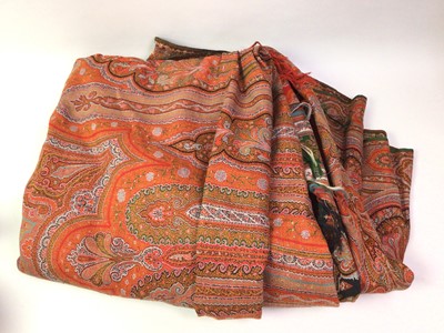 Lot 595 - PAISLEY SHAWL