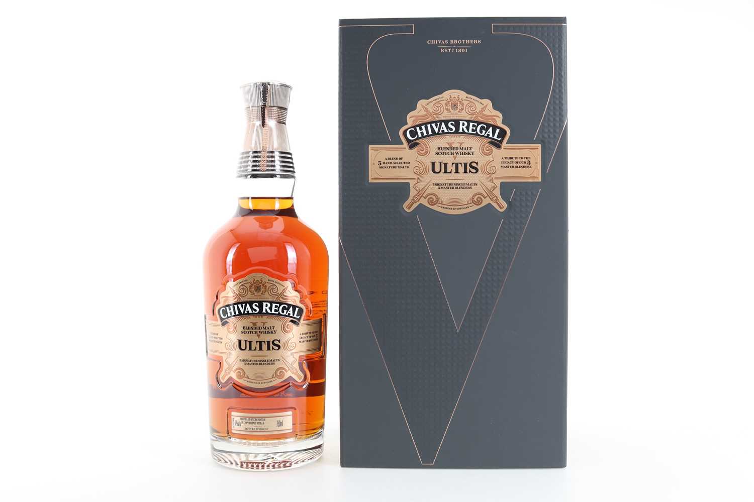 Lot 11 - CHIVAS REGAL ULTIS 75CL