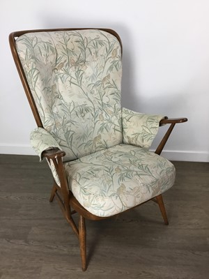 Lot 583 - ERCOL FOUR PIECE SUITE