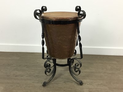 Lot 640 - COPPER ARTS & CRAFTS COAL BIN