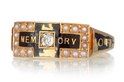 Lot 618 - VICTORIAN MOURNING RING