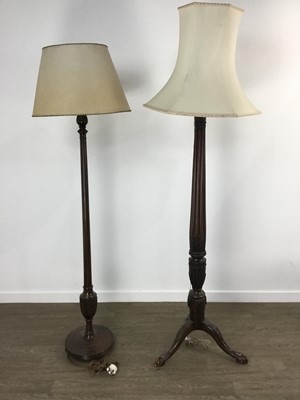 Lot 654 - MAHOGANY STANDARD LAMP