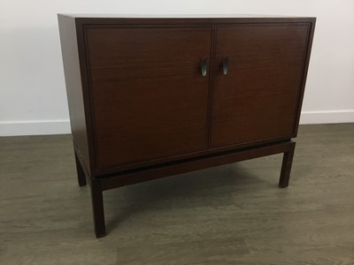 Lot 705 - MID CENTURY MAHOGANY SIDEBOARD