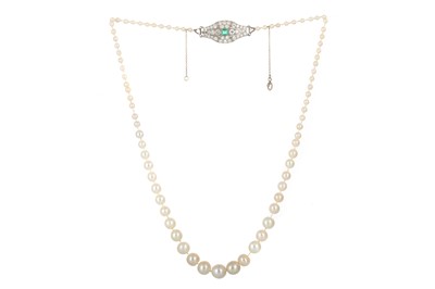 Lot 642 - CULTURED PEARL NECKLACE