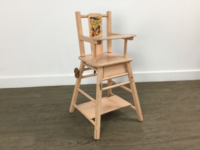 Lot 746 - VINTAGE DOLL'S HIGHCHAIR