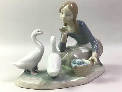 Lot 724 - COLLECTION OF LLADRO FIGURES