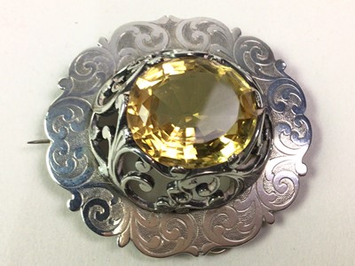 Lot 782 - SCOTTISH OVAL BROOCH