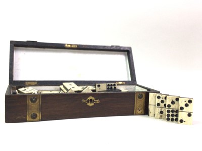 Lot 768 - DOMINOES SET IN WOODEN CASKET