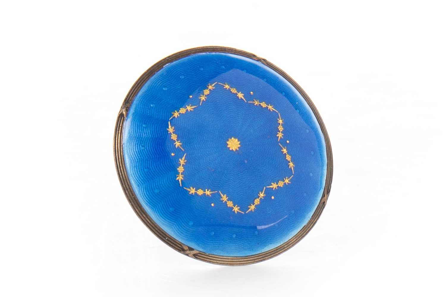 Lot 1356 - LEVINGER & BISSINGER, SILVER AND GUILLOCHE ENAMEL HATPIN