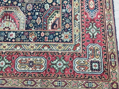 Lot 833 - WILTON CARPET