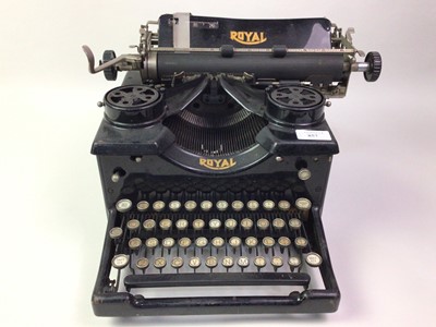 Lot 857 - 'ROYAL' AMERICAN TYPE WRITER