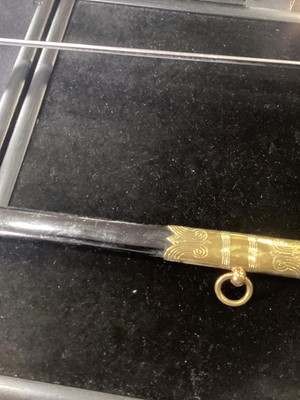 Lot 4 - BRITISH ROYAL NAVAL OFFICER'S DRESS SWORD