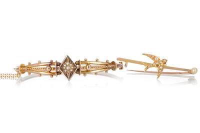 Lot 650 - SEED PEARL SWALLOW BROOCH AND A BANGLE