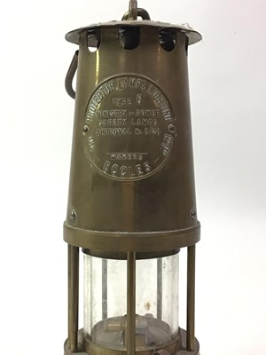 Lot 832 - MINERS LAMP