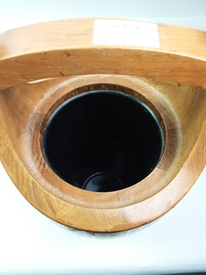Lot 392 - JENS QUISTGAARD (DANISH, 1919-2008) FOR DANSK DESIGNS, TEAK 'CONGO' ICE BUCKET