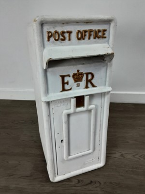 Lot 121 - WHITE PAINTED POST OFFICE BOX
