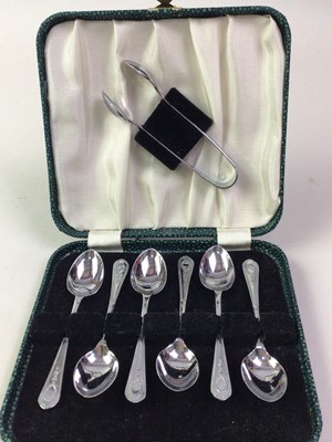 Lot 124 - GROUP OF SILVER PLATED ITEMS