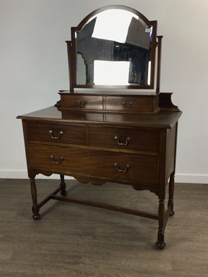 Lot 297 - EDWARDIAN MAHOGANY DRESSING CHEST