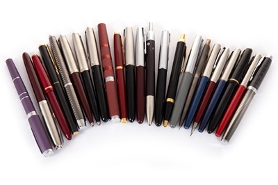 Lot 808 - COLLECTION OF PARKER PENS