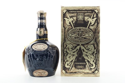 Lot 269 - CHIVAS ROYAL SALUTE 21 YEAR OLD SAPPHIRE DECANTER 75CL