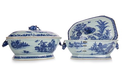 Lot 1439 - TWO 18TH CENTURY CHINESE BLUE & WHITE EXPORT PORCELAIN TUREENS
