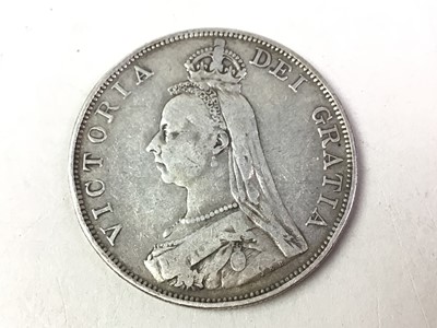 Lot 428 - SMALL GROUP OF COINS