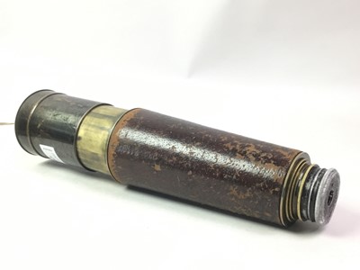 Lot 430 - LATE VICTORIAN THREE DRAW TELESCOPE