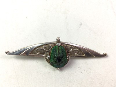 Lot 440 - TURQUOISE BROOCH