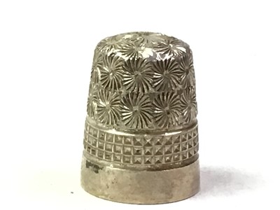 Lot 442 - SILVER THIMBLE