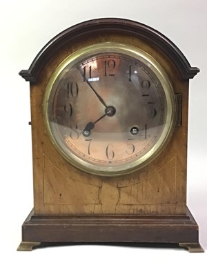 Lot 486 - 20TH CENTURY WALNUT MANTEL CLOCK