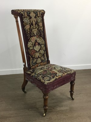 Lot 355 - VICTORIAN MAHOGANY GOSSIP CHAIR