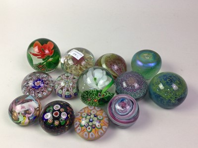 Lot 375 - COLLECTION OF PAPERWEIGHTS