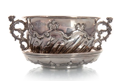 Lot 813 - LATE VICTORIAN SILVER SOUFFLE BOWL AND DISH