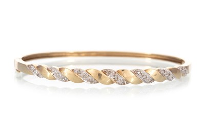 Lot 688 - DIAMOND BANGLE