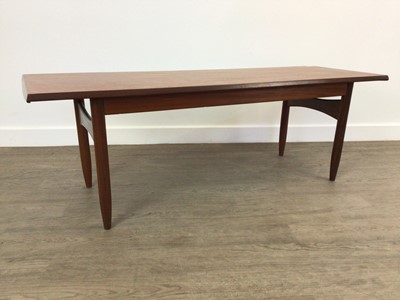 Lot 753 - G-PLAN COFFEE TABLE