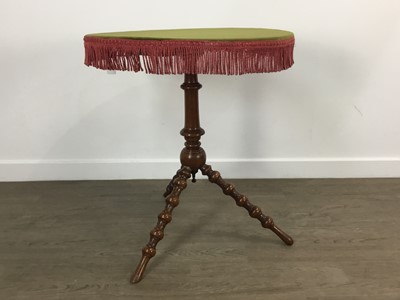 Lot 629 - MAHOGANY 'GYPSY' TABLE