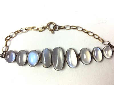 Lot 137 - NINE CARAT GOLD AND MOONSTONE BRACELET